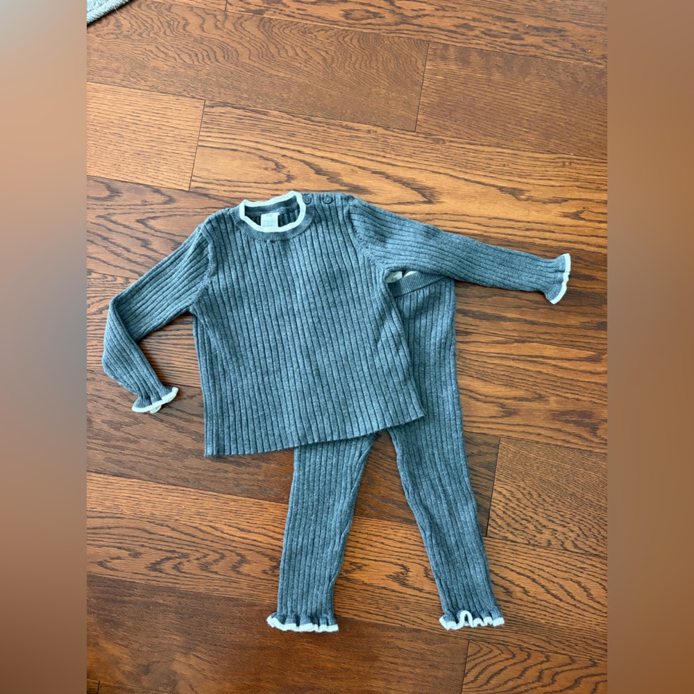 H&M Sweater 2 Piece Set